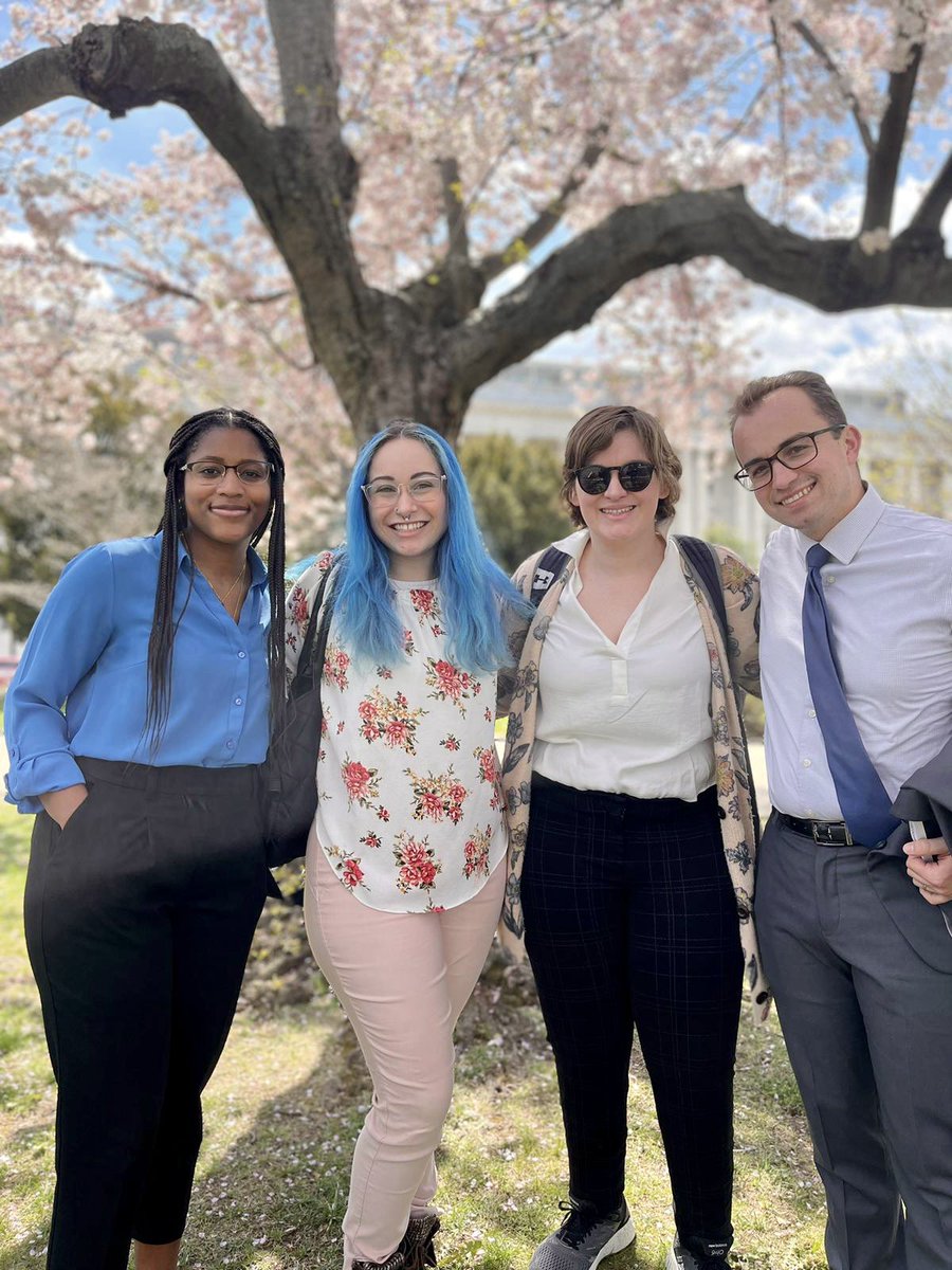 Today, I met with legislative staff on #CapitalHill to advocate for increased federal funding to STEM and programs that increase diversity in STEM. This experience would not have been possible without @CornellOISE @Sarahdez76 and the amazing @Cornell Federal Relations team!