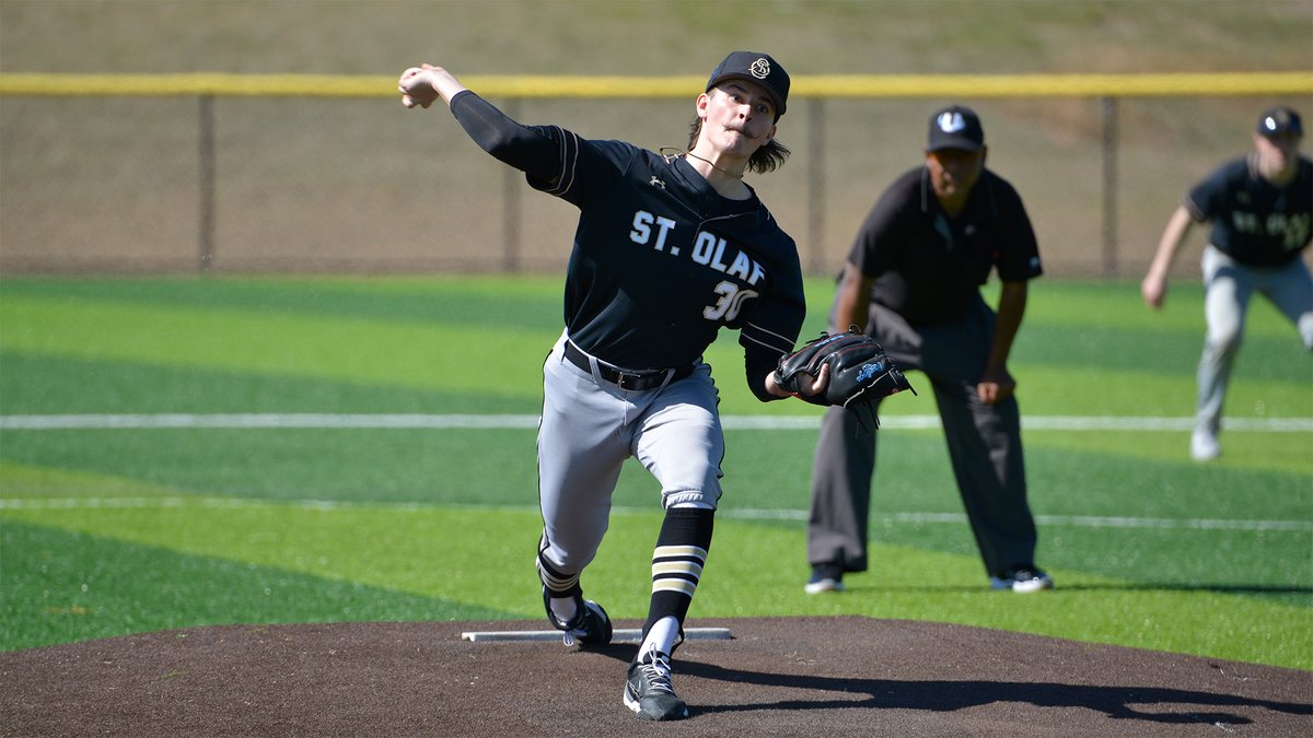 .<a href="/StOlafBaseball/">St. Olaf Baseball</a> wrapped up its Florida trip by recording its first win over a nationally-ranked team in over five years with a 10-3 victory against No. 25 Augustana (Ill.) today!

RECAP: athletics.stolaf.edu/news/2023/3/29…

📸: Bryan Klabik

#UmYahYah | #OlePride | #d3baseball