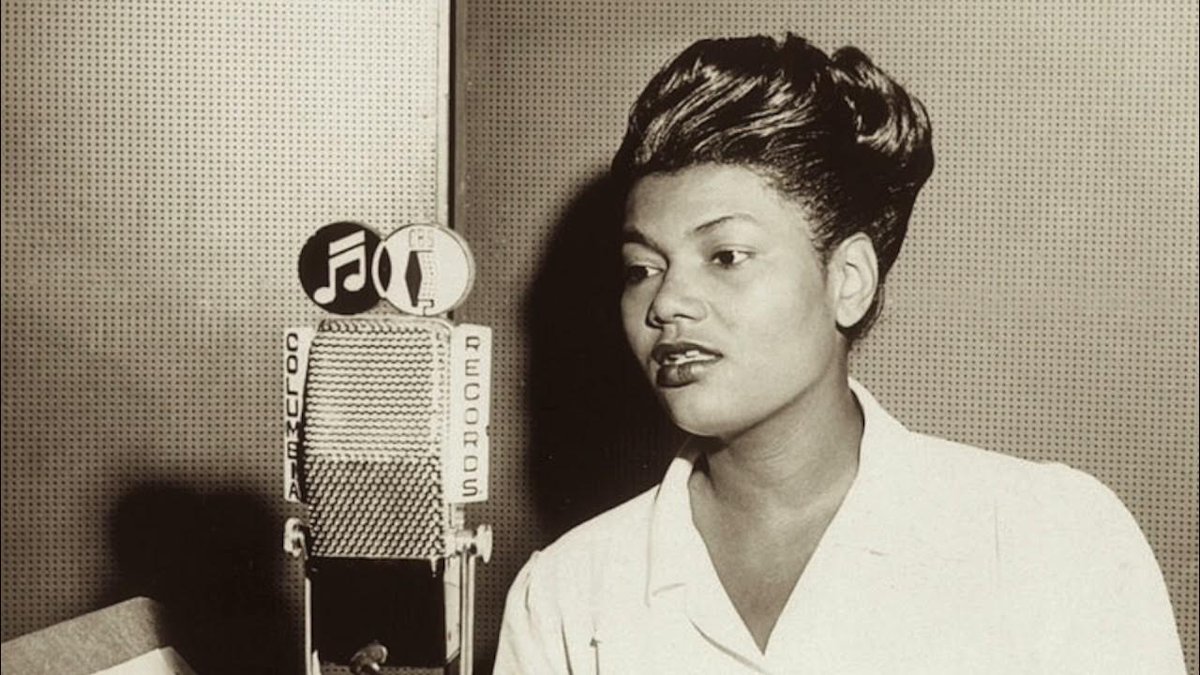 StarlightOnKFAI's tweet photo. A few orders of business tonight!
 
✅ HBD Pearl Bailey! 🎉
✅ Remembering the great Joe Williams
✅ New tunes from Rickie Lee Jones &amp; Crystal Lewis
✅ Music from Julius Rodriguez to Norah Jones (and so much more in between)
 
Midnight! @kfaiFMradio ✨ https://t.co/TaxhsTYzXu