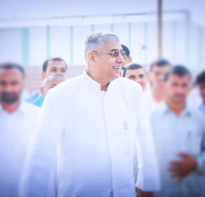 यह तस्वीर किस महापुरुष की हैं....??