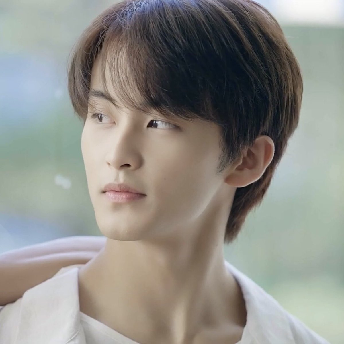 LMKLOOK's tweet image. 