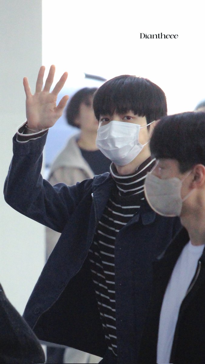 ujeong5627's tweet image. 230330 인천공항 투바투 출국
센스쟁이들~잘 다녀와💙

#투바투와함께한4년내일도함께할우리 #연준 #수빈 #휴닝카이 #범규 #TOMORROW_X_TOGEHTER