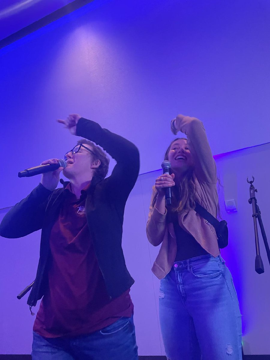 Elizabeth Sharp tweet media