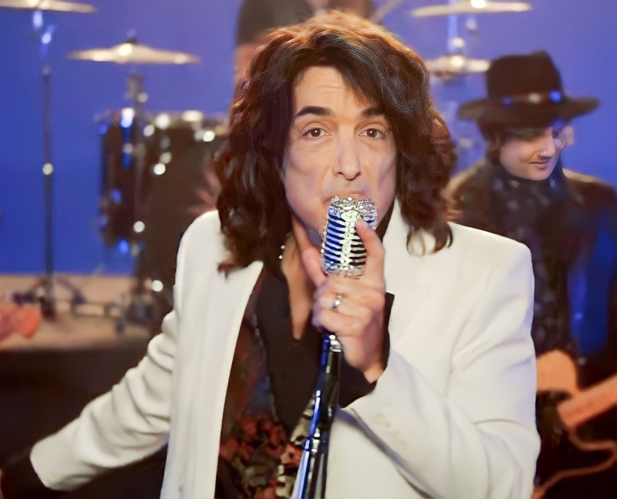 #paulstanley 
Paul Stanley's Soul Station 
Baby I Need Your Loving 
youtu.be/kX8KUF6BPk8