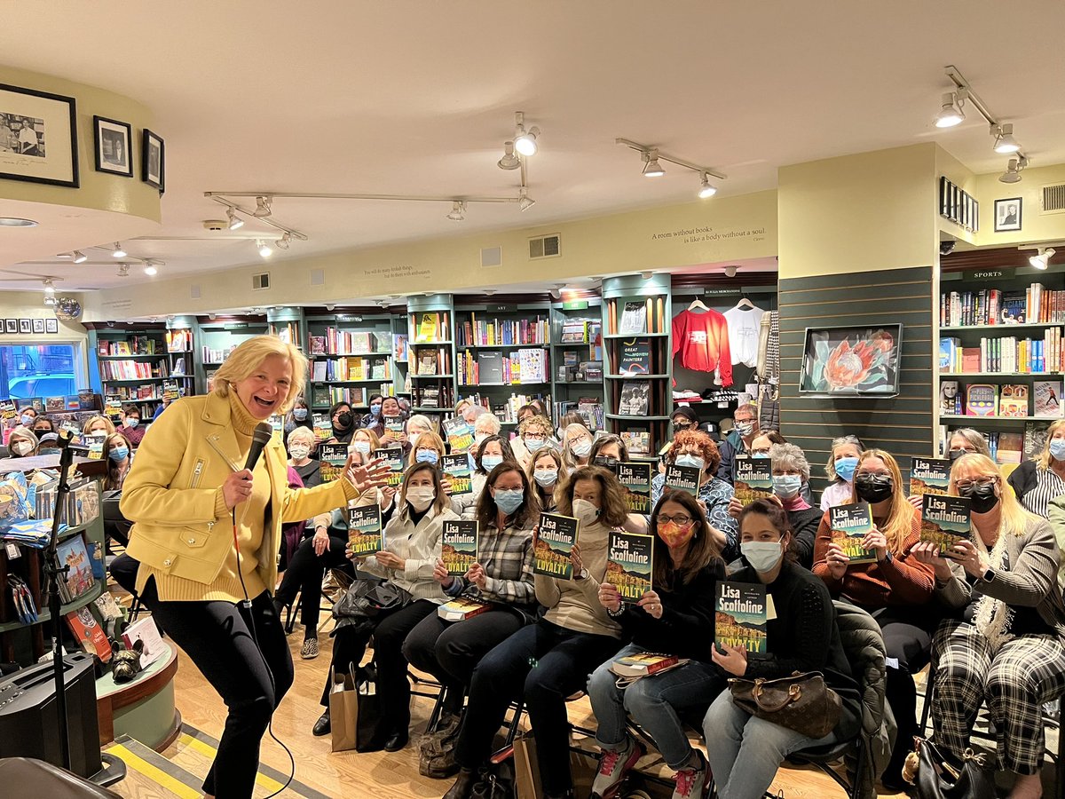 Lisa Scottoline tweet media