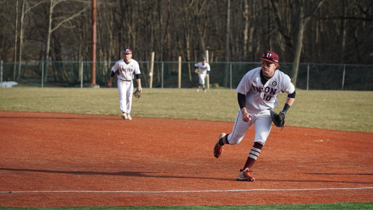 UnionCollegeBB's tweet photo. First home game ✅
First home win ✅

#GoU #d3baseball https://t.co/EYAXo87nIN