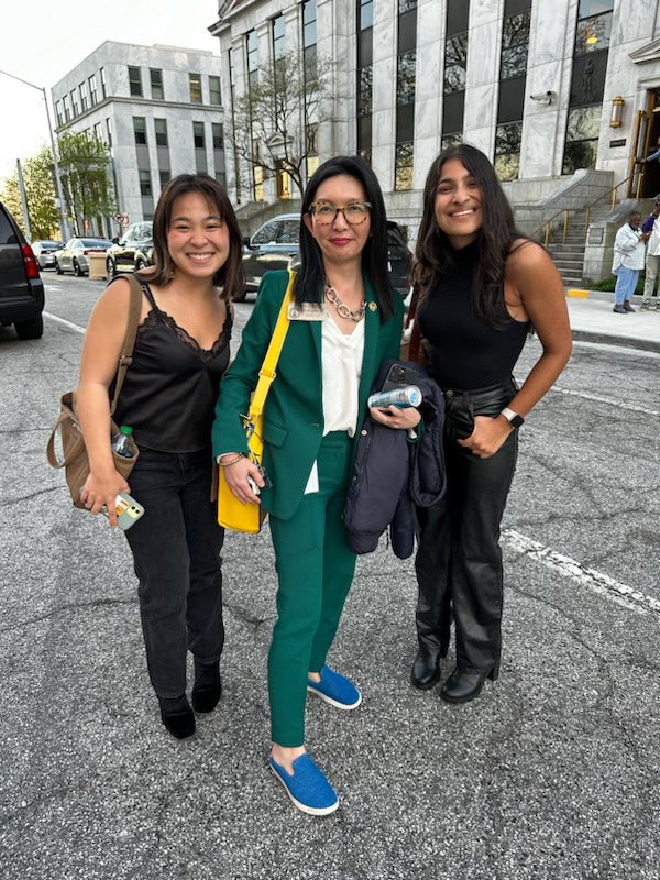 Two goals for Sine Die:

✅ Meeting my mom’s and my personal hero, <a href="/AuforGA/">Dr. Michelle Au</a>
✅ Watching SB 233 fail to pass in the House