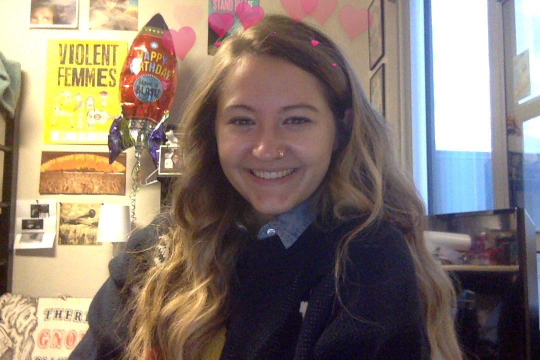 𝔰𝔬𝔭𝔥𝔦𝔢🎭 on Twitter "6 years ago vs now LMAOOOO i look 19272625x gayer