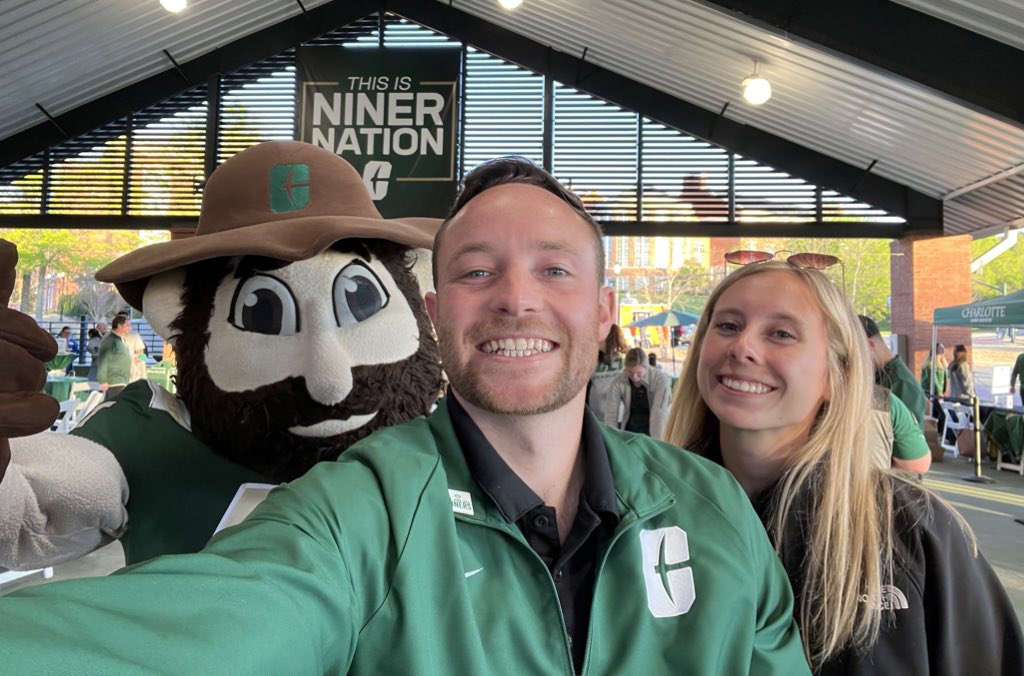 It takes a NATION to build a NATION,
and that NATION is Niner NATION ‼️

Had an incredible night at the Hauser Alumni Pavilion helping raise money for #NinerNationGives 🤙

Give ➡️ bit.ly/CLT-NNG23

@49erAlumni @unccharlotte