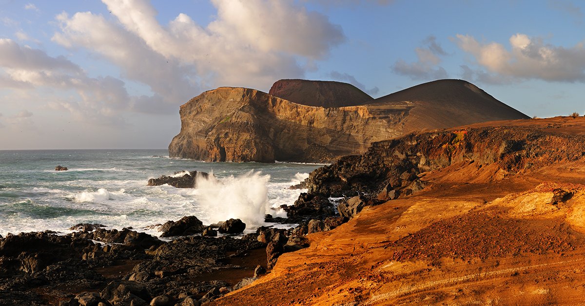 visitportugal's tweet image. On the island of #Faial, there is a spot with a truly unique landscape in the #Azores: the #Capelinhos #Volcano. bit.ly/3zUR1G7  Getting to this area is like landing on the surface of the moon. Give it a go and tell us if we're right or not...😊
 #visitportugal #Nature
