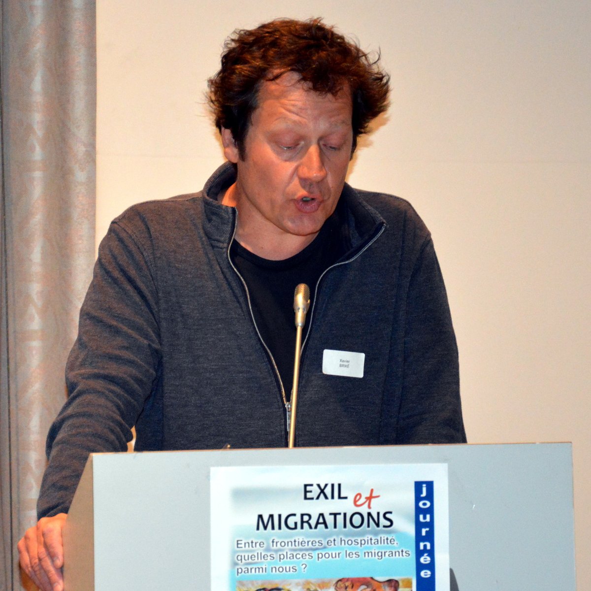 CentrePlacet's tweet photo. Xavier Briké est chercheur 📘 au Laboratoire d'anthropologie prospective (LAAP) de l'#uclouvain.

Au sein du Centre Placet, il travaille à la promotion des articles, l'édition d'ouvrages et la recherche. Il coordonne une nouvelle #formation universitaire pour septembre 2023. 🎓 https://t.co/vCaoQtX1DE