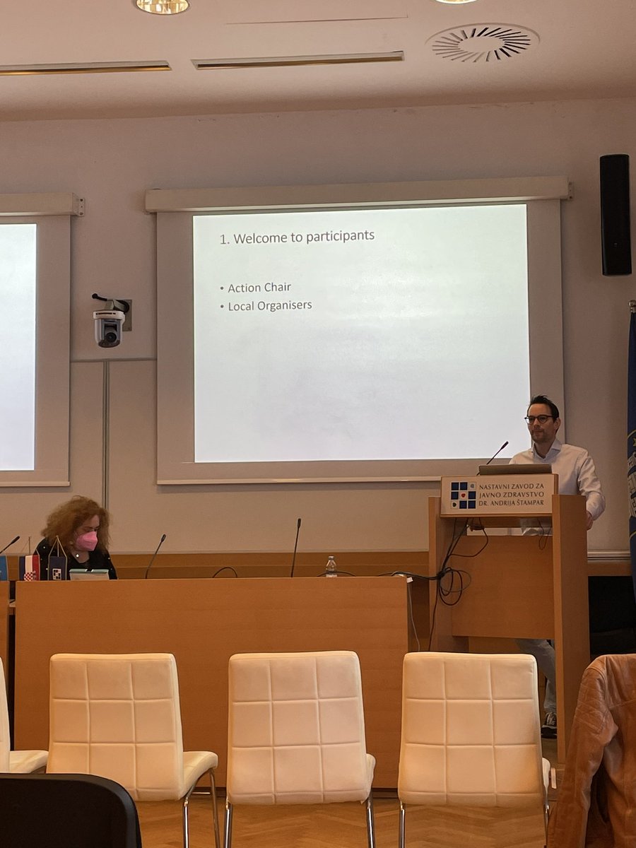 enableadherence's tweet image. The chair is on the floor. MC meeting has just begun✌️