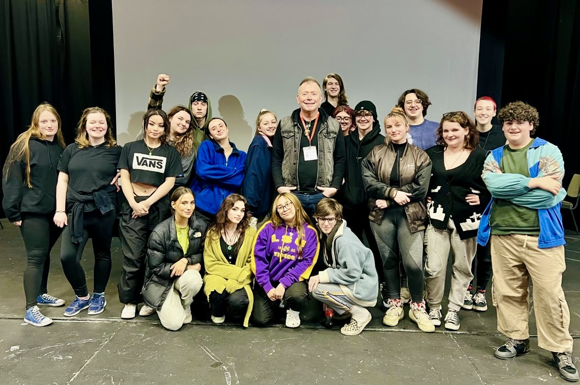 Spent the day @PembsCollege yesterday with this talented mob, workshopping confidence, stage presence, and improvisation. Great to be back with you! Also had a sneak preview of their next production!!!! Diolch, a superb day! @mrproducerltd