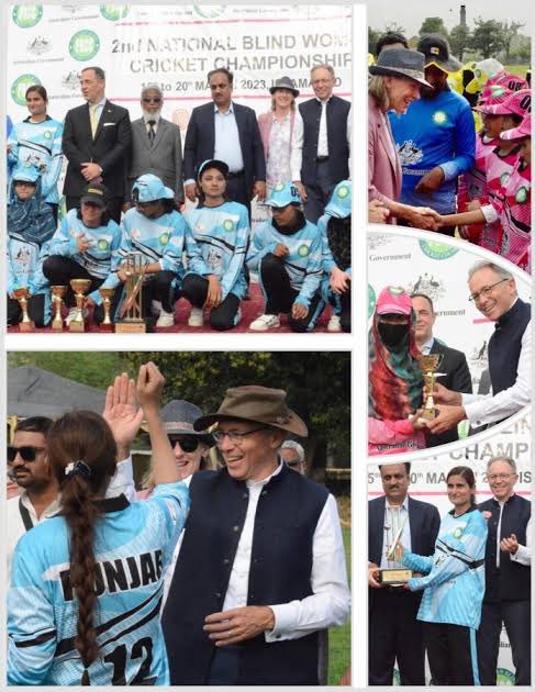 kinnairdcricket's tweet image. “We are strong and committed” 

Kinnaird have aim to provide opportunities to girls with disabilities to compete and demonstrate their abilities- 
Our 3 students represented the Champion team PUNJAB 
Rabia Hashmi declared player of the match - #cricket #visuallyimapired  #players