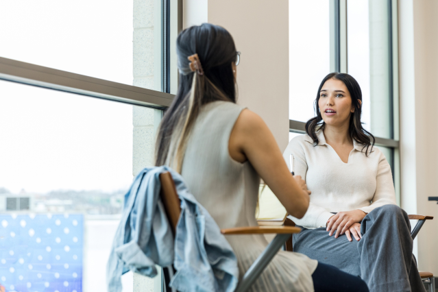 millyengel's tweet photo. A person's #manager has as much impact on their #MentalHealth as their partner. Learn ways #leaders ensure they're impacting their employees' and their own mental #wellbeing positively in @Forbes. https://t.co/i5yoFFQpux https://t.co/mg6ffFKEoW
