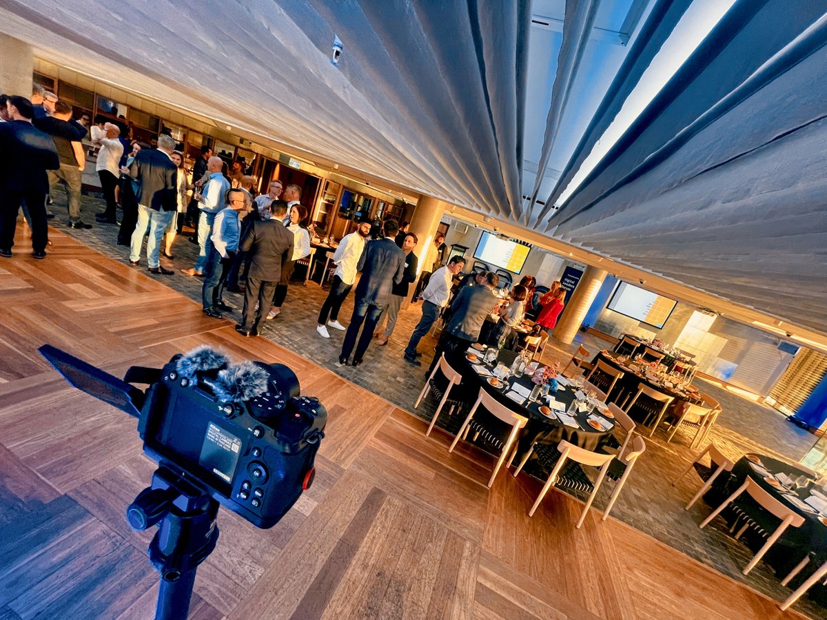 kess_media's tweet photo. Corporate Video &amp; Photography Event shoot for thoughtworks at 12-Micron Brangaroo

#sydneyphotographer #sydneybusiness #sydneyvideographer #sydney #ilovesydney #sydneynetworking #commercialvideo #commercialphotography #commercialproperty #corporatevideo #businessvideo #videoprodu https://t.co/BiJ1KRjJDm