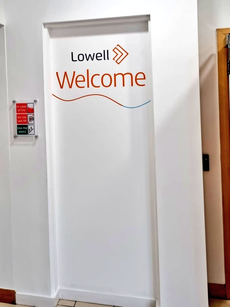 Hey tweets, twice in 24hours, and it's not a van!

Photo of the office rebrand we completed earlier this week, with external signage, wall coverings, and some safety signage.

#officebranding #branding #manchester #greatermanchester #posh #office #workspace #asktheexperts