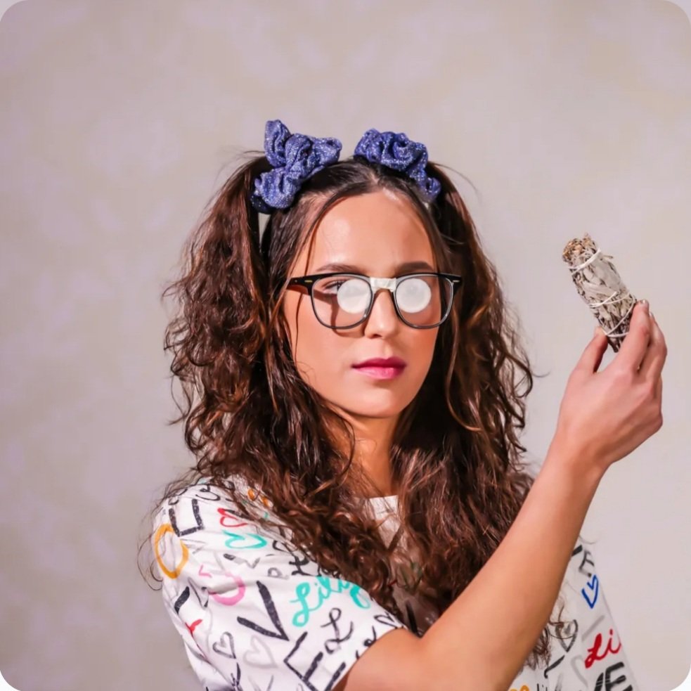 Only good vibes at the <a href="/WomenUniteNFT/">Dana</a> tribe. Join a discord that is shockingly positive and see what the hypes about!💃🥰🥳 <a href="/Iamverse_/">Iamverseofficial</a> <a href="/SriAkarshana/">Master Sri Akarshana</a> <a href="/angelinap93/">Angela P.Quintero 🎤 International Speaker</a> <a href="/MissKaina_/">MissKaina</a> 
#NFTCommmunity #WomenInNFTs #OneLove