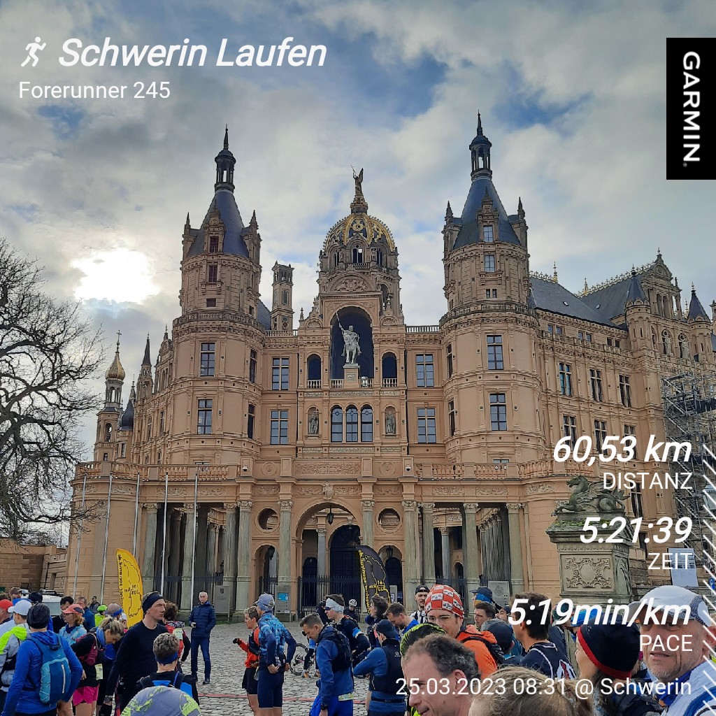 Fast hätte ich vergessen #byebye03 zu erwähnen. 
Der Schweriner Seentrail ist auf jeden Fall eine klare Empfehlung für alle, die nicht nur auf Asphalt laufen möchten.