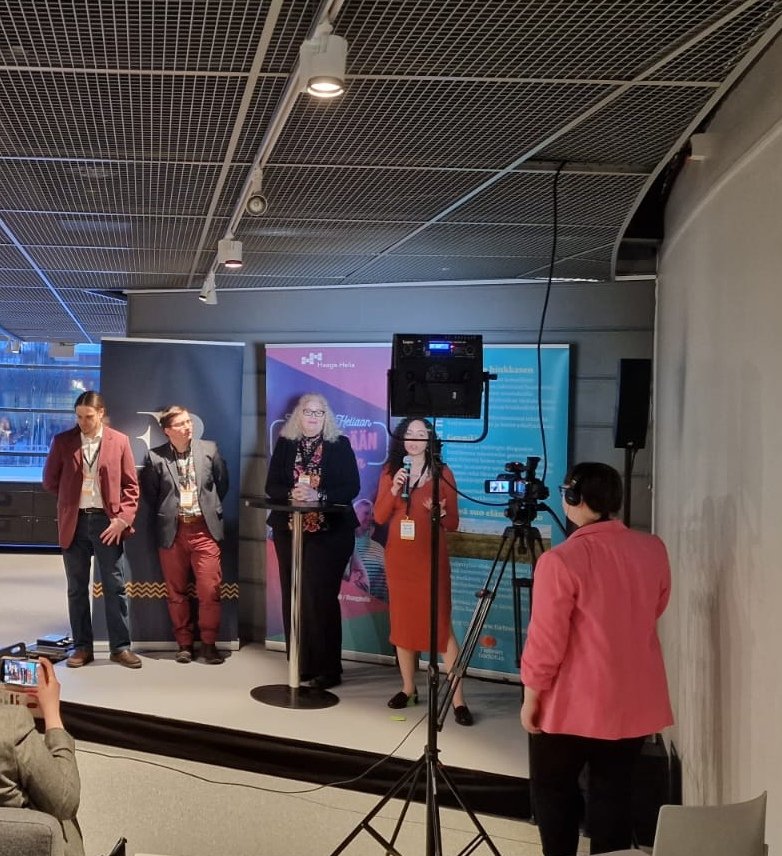 It was a pleasure being interviewed about my research on the psychology of asylum decisionmaking at last night's #ScienceNightLive event (diversity and inclusion panel) at the Finnish Science Centre. Big thanks to <a href="/Heurekafi/">Heureka</a>, <a href="/e2_tutkimus/">E2 Tutkimus</a> &amp; <a href="/HAAGAHELIAamk/">Haaga-Helia AMK</a> for the opportunity!