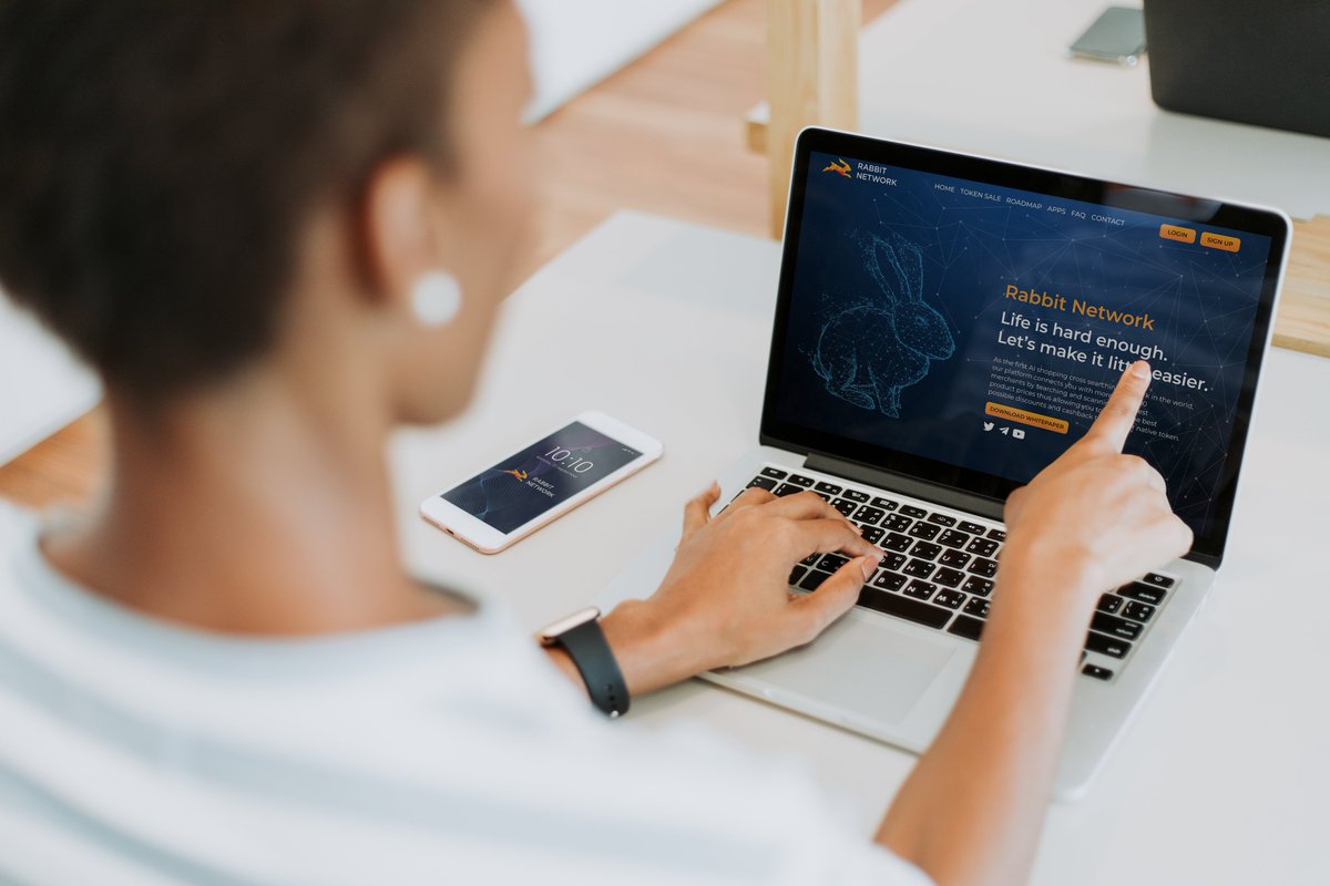 rabbitnetworkio's tweet photo. Invest in the future of shopping with Rabbit Network - the platform that's changing the game! Our AI technology compares prices &amp; offers from thousands of merchants and earns you cash back in Rabbit tokens. Join us and invest in the next top 100 token! #Rabbit #AI #Investment https://t.co/UpAyuOpyh8