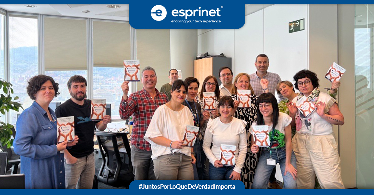 Esprinet_es's tweet photo. Ayer fue #MICROSOFTDAY! Y Celebramos #LoQueDeVerdadImporta con Windows Server 💛
 
Gracias a Windows Server en su versión OEM de @MicrosoftES  hemos colaborado con la @elsuenodevicky , comprometida con la investigación del cáncer infantil 💛

#rsc #responsabilidadsocial https://t.co/MvLwkUgt74