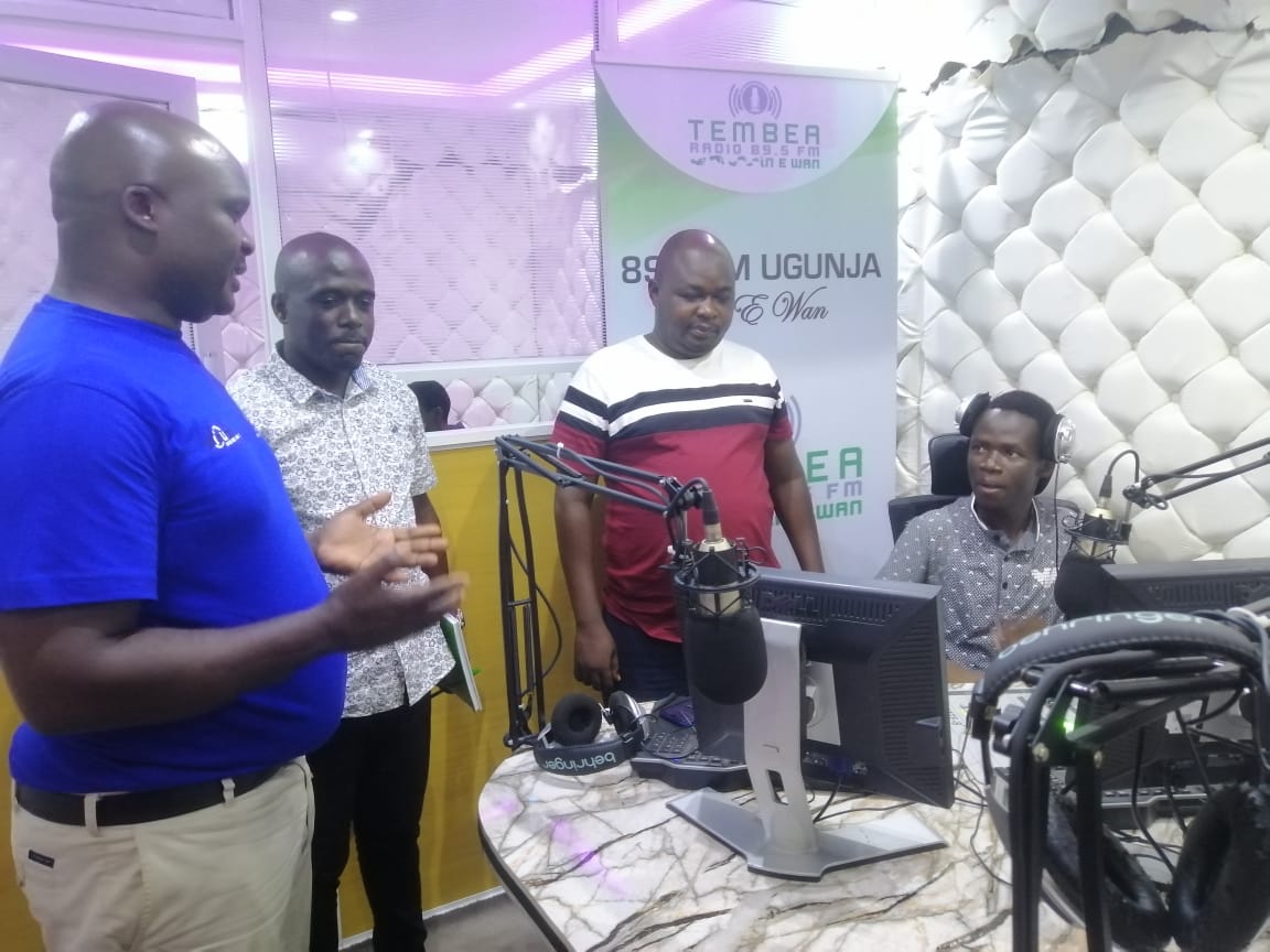 kijijiyeetu's tweet image. Ugunja: hosted Team JOOUST-IUC project visits to @Tembearadio  to improve community engagement with @VLIRUOS @Jooust_official to identify technological &amp;amp; innovative solutions for underserved communities. @Jooustonline @Jooust_official #ProjectLaunch #VLIRUOS #CommunityNetworks