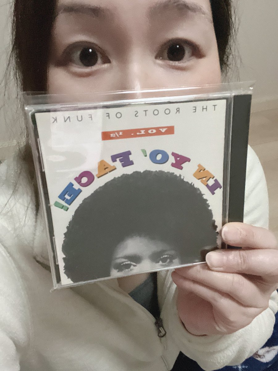 FD6tY03R9EECBME's tweet image. キター！アルバム‼️😆💕
マークさんのお気に入りアルバム🎵
すぐゲットしました✨
楽しみです😭✨🌸
しかも新品✨　
なかなか無いみたいですが私は運が良い😆✌️⭐️
今日から毎日聴きます😊🎵

＃マークパンサー
＃お気に入り
＃INYOFACE
#VOL2分の1