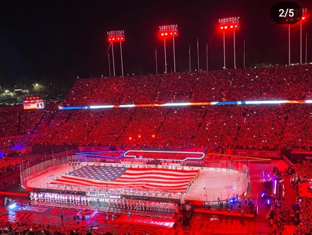 Almost forgot to post this super cool event!

Very proud to have Edgelight on board for the NHL Stadium Series 2023 in Raleigh, NC!
🤩🤩🤩🏒   #NHL #stadiumseries