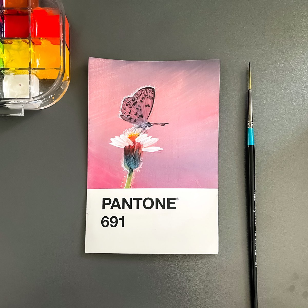 sldoodles's tweet photo. Hello #VisibleWomen! I’m Sree and I’m learning to paint landscapes with pantones  #gouache https://t.co/6Os1G3kWG0