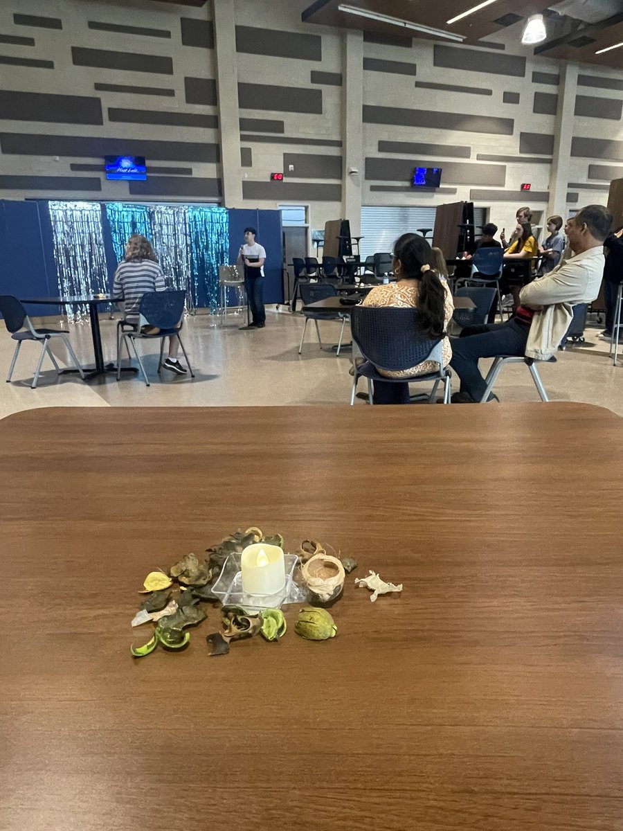 Jcm1st's tweet image. Open mic night for @WLMS_writers was put together well, and drew a large audience!  Kudos to all the students that were courageous enough to share their writing through spoken word, storytelling, and song!  Creative expression! #writewritewrite #alphaamazing #loveforlearning