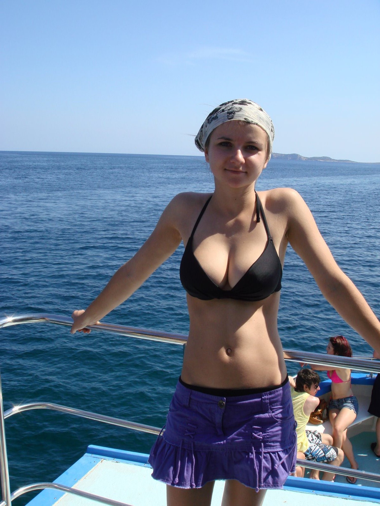 DownblouseBabes3 on X: Down her black bikini on a boat ... #downblouse  t.coRdHMElaJhB  X