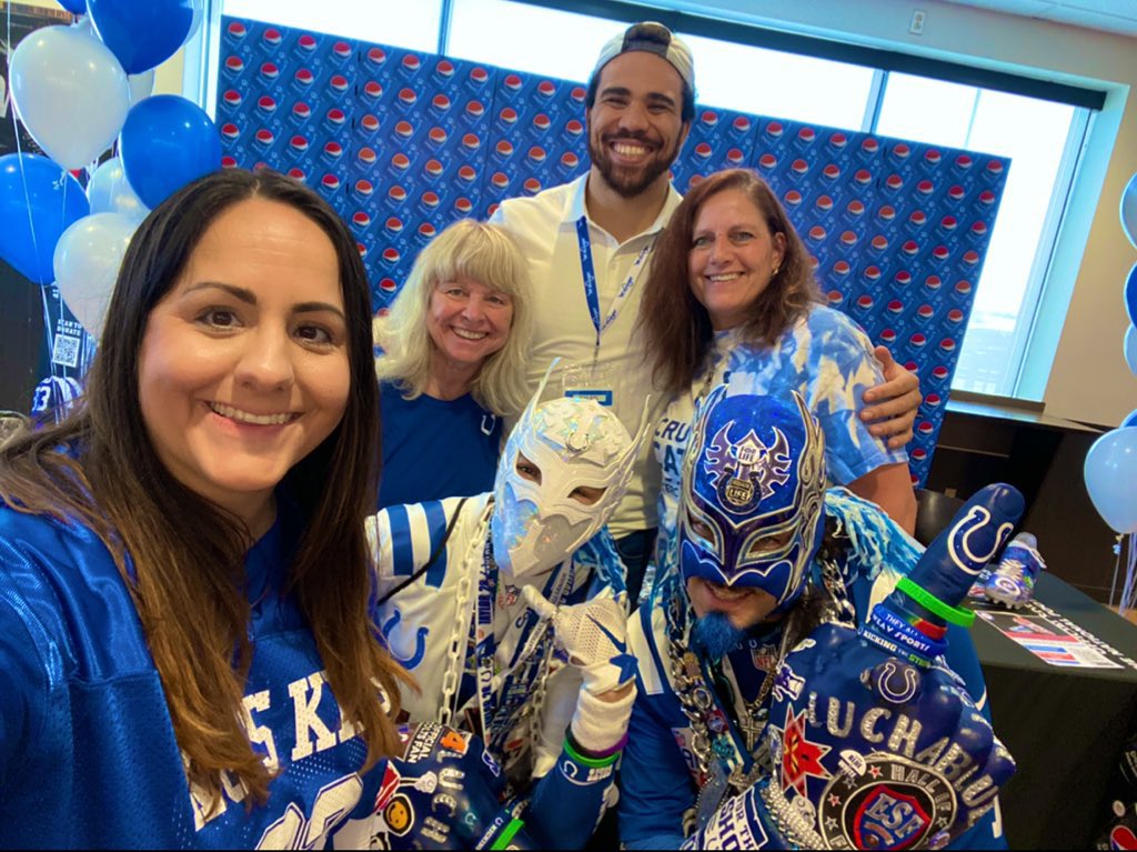 2023 Colts Fan of the Year💙🤍 tweet media