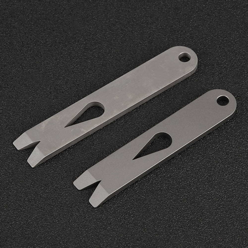 EdcGrabber's tweet photo. Titanium Alloy Crowbar Screwdriver 

https://t.co/QfGMSunRVs 

#everydaycarryknife #edcgear #everydaycarry  #edc  #edccommunity #edcknife #everydaycarrycommunity    #everydaycarrygear #titaniumedc #edctitanium #carabiner #edccarry #gadgets #edcgrabber https://t.co/L3HKutBNYr