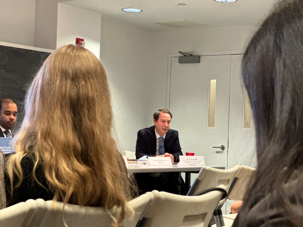ReverseTT_'s tweet photo. Amazing night! Thank you @columbia @MYNewYorkUN1 @DIRCO_ZA  @MexOnu Chile @ICRC_NYC @nuclearban @napf https://t.co/YoqHHn5kgZ