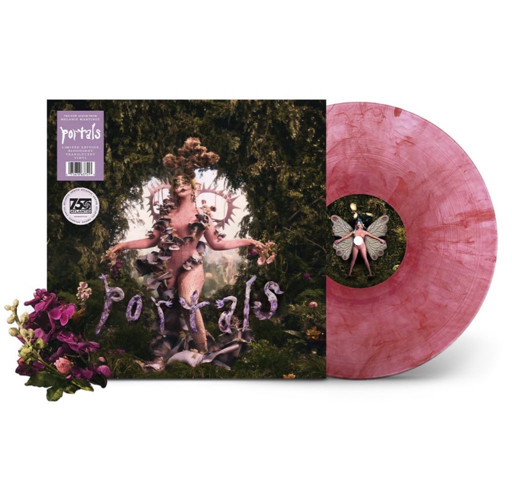 DAMNZMARAJ's tweet photo. 🚨 GIVEAWAY 🚨
UPDATE: GIVEAWAY ENDS LATER TODAY ‼️

I’m giving away “Portals” by Melanie Martinez pressed on Bloodshot Red Vinyl 🤍

JUST FOLLOW @JACKZMARAJ , RETWEET, LIKE AND REPLY WITH

STREAM VOID https://t.co/zq36PIhaxa