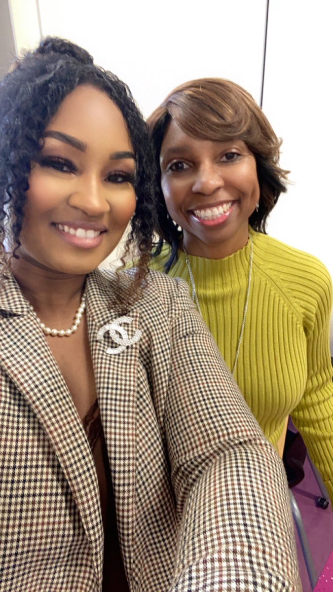 Monique Davis tweet media