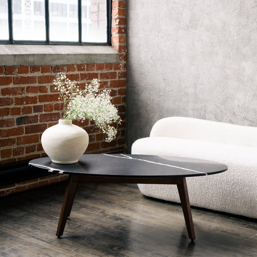 MimConcept's tweet image. Shop our luxury minimal night table and coffee table made from solid black quartz! Make a statement with timeless pieces that elevate your interior design and lend an air of sophistication to your home. 🖤 
Visit us at mimconcept.com/collections/al…

#blackquartz #statementdesign