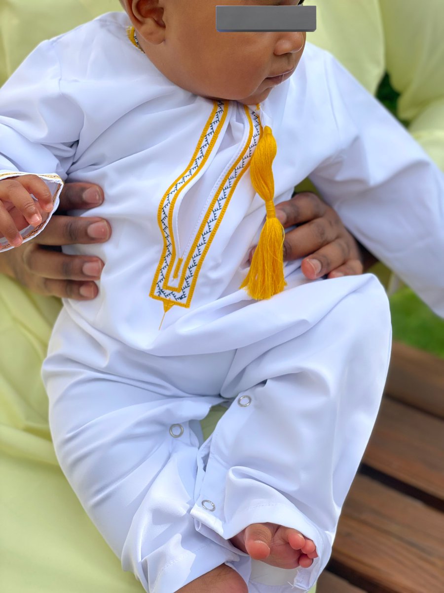 AdjmalKandou's tweet photo. Salam aleikoum j’espère que vous allez bien. Commandez vite vos babykandou avant rupture. Pour être les plus beaux pour l’aïd (coloris disponible pour adultes) https://t.co/eInIoo8GBv