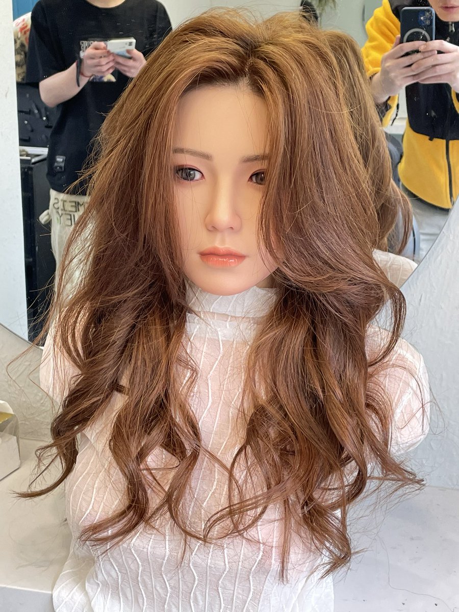 矮大紧的我 on Twitter: "期待全新植发的她吗？ Looking forward to a more authentic Lori