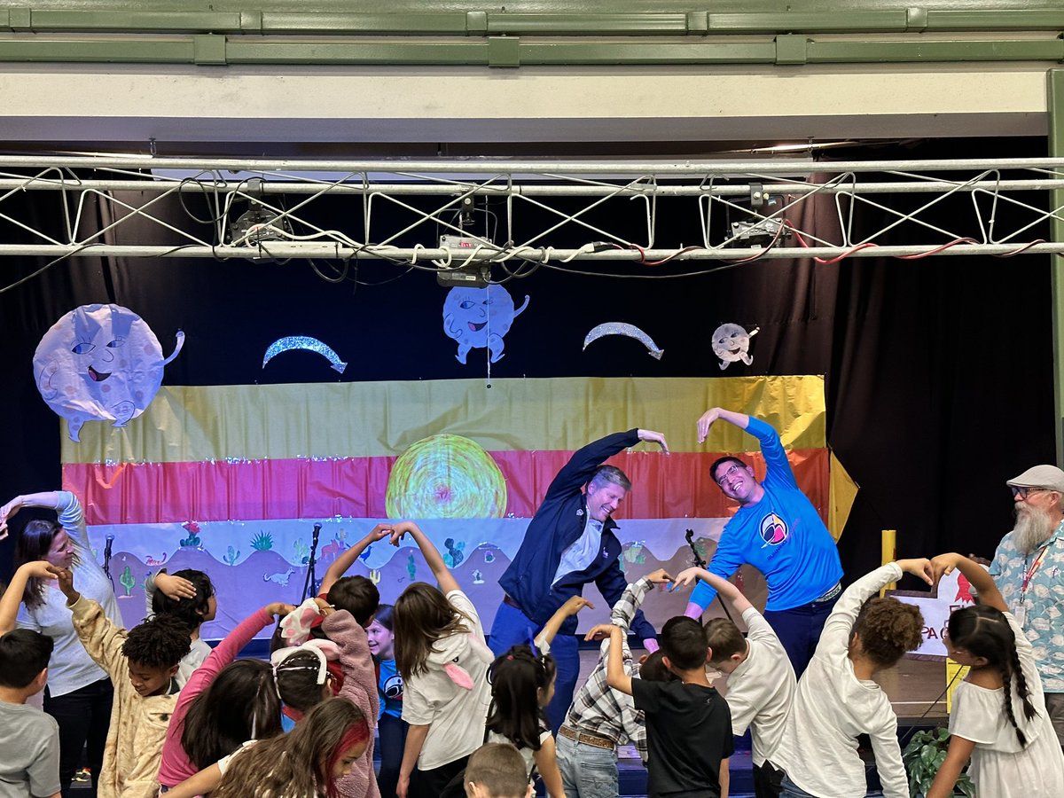 Longfellow Elementary Albuquerque tweet media