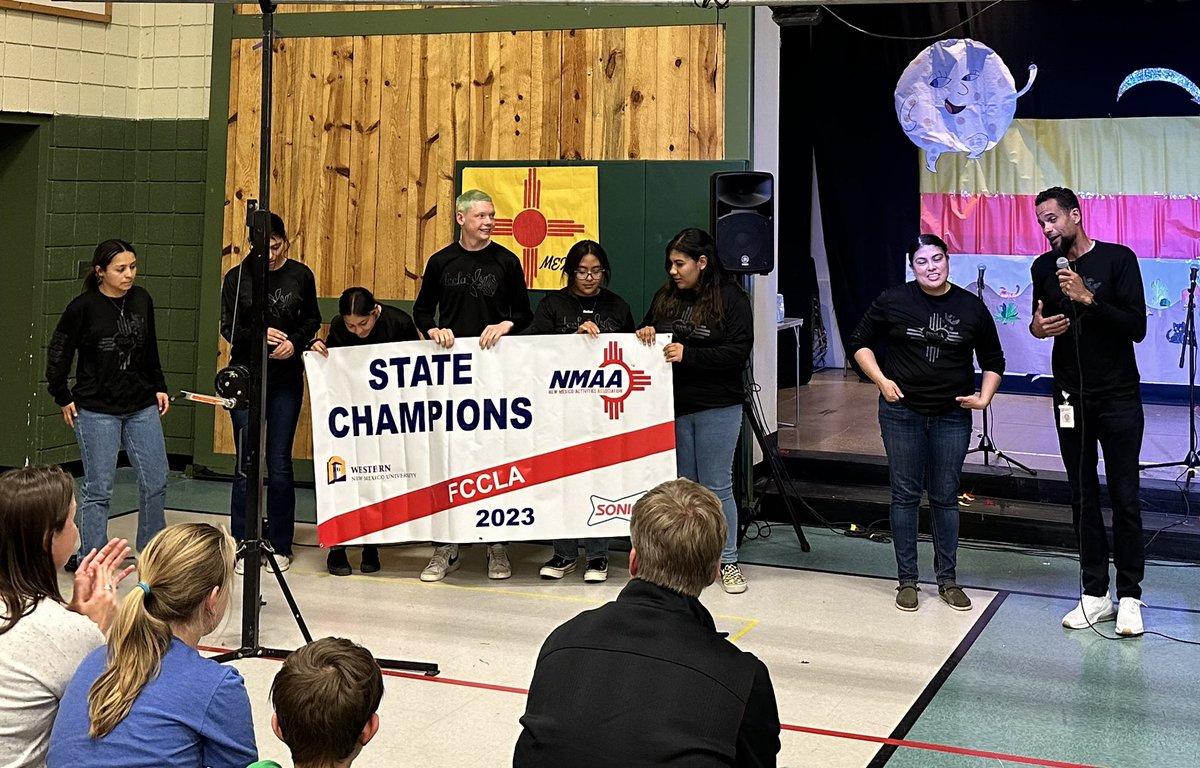 Longfellow Elementary Albuquerque tweet media