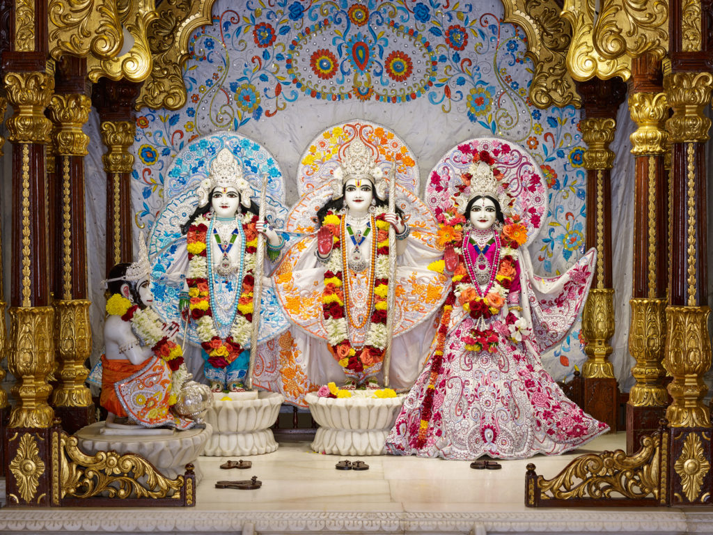 ISKCON wishes everyone a blissful Sri Rama Navami. May the divine instructions and pastimes of Lord Rama always guide us.

#RamNavami #HareKrishna