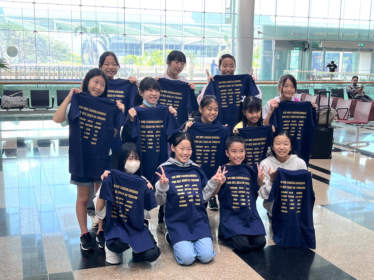 FCJurong's tweet photo. チアスクール生が台湾に向けてチャンギ空港を出発しました！いってらっしゃい！✈️

#albirex #albirex_s
#アルビレックス新潟シンガポール https://t.co/uL4SDavT7o