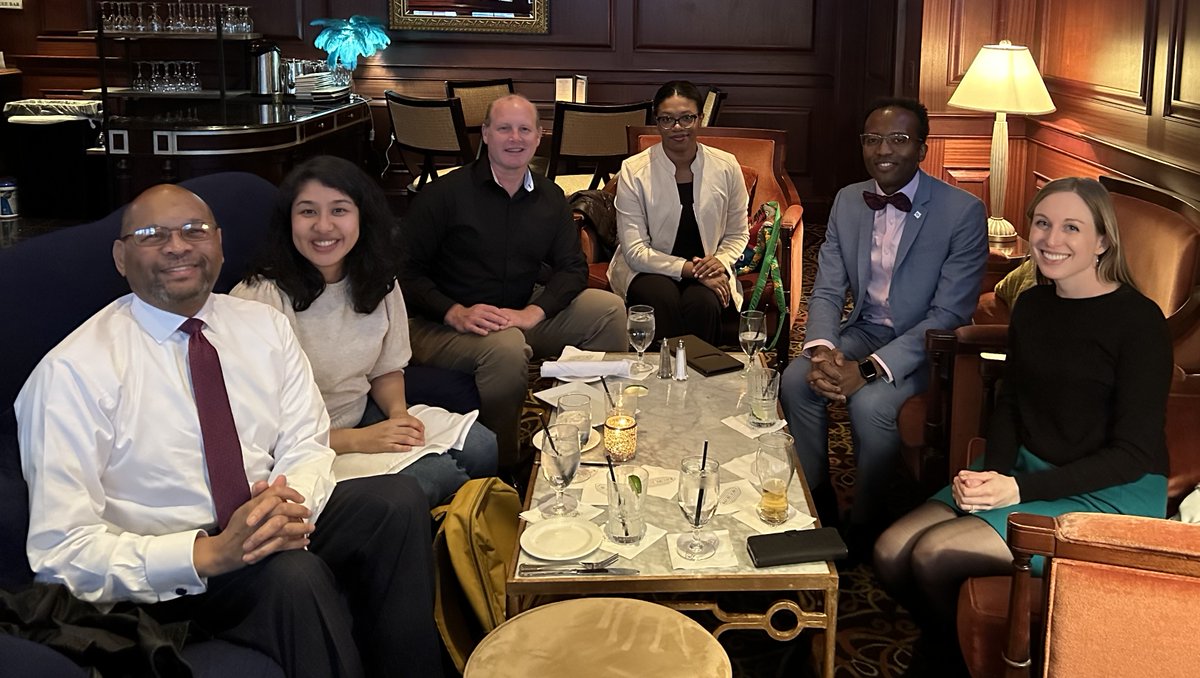LandrySigne's tweet photo. Meet some of the finest #EMAGAM Pioneers, Class of 2020! It is so energizing to spend an evening with such fascinating trailblazers: Class #1 of our Washington, D.C.-based @Thunderbird’s Executive Master of Global Affairs and Management. #GlobalImpact #FutureReadyLeaders #4IR https://t.co/DJbtBN5hQF