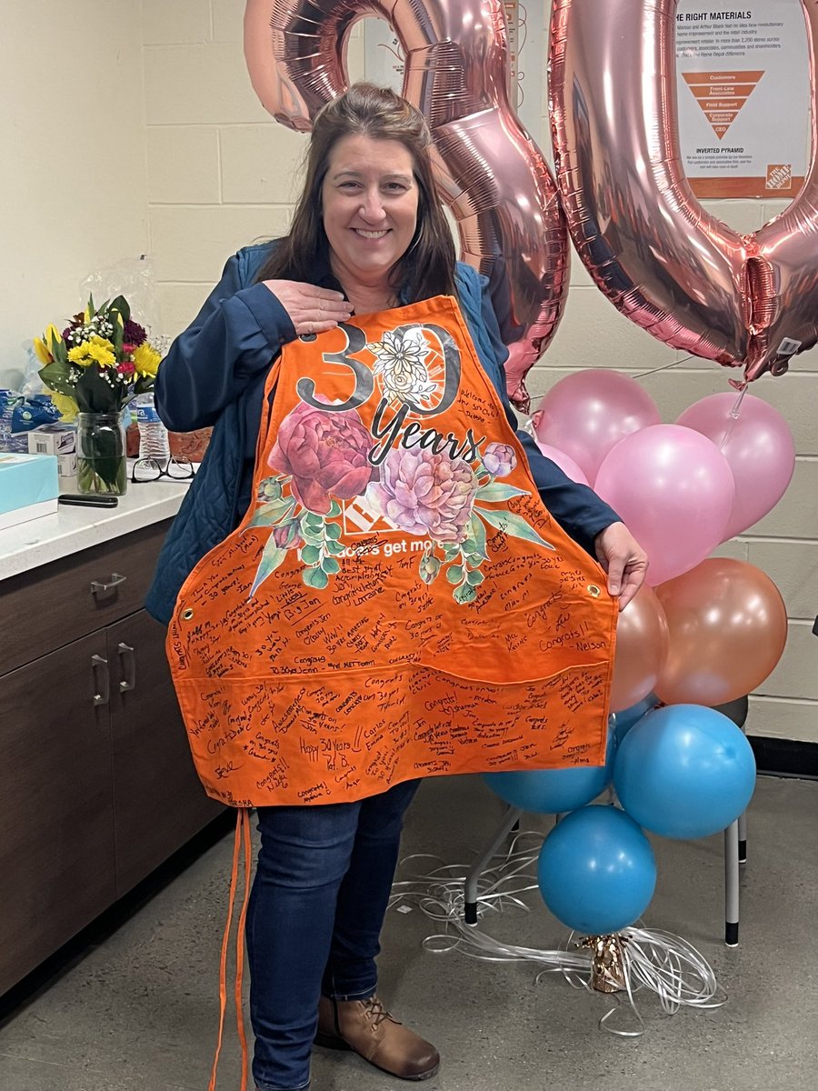 jenscott_30's tweet image. Cheers to 30 years!