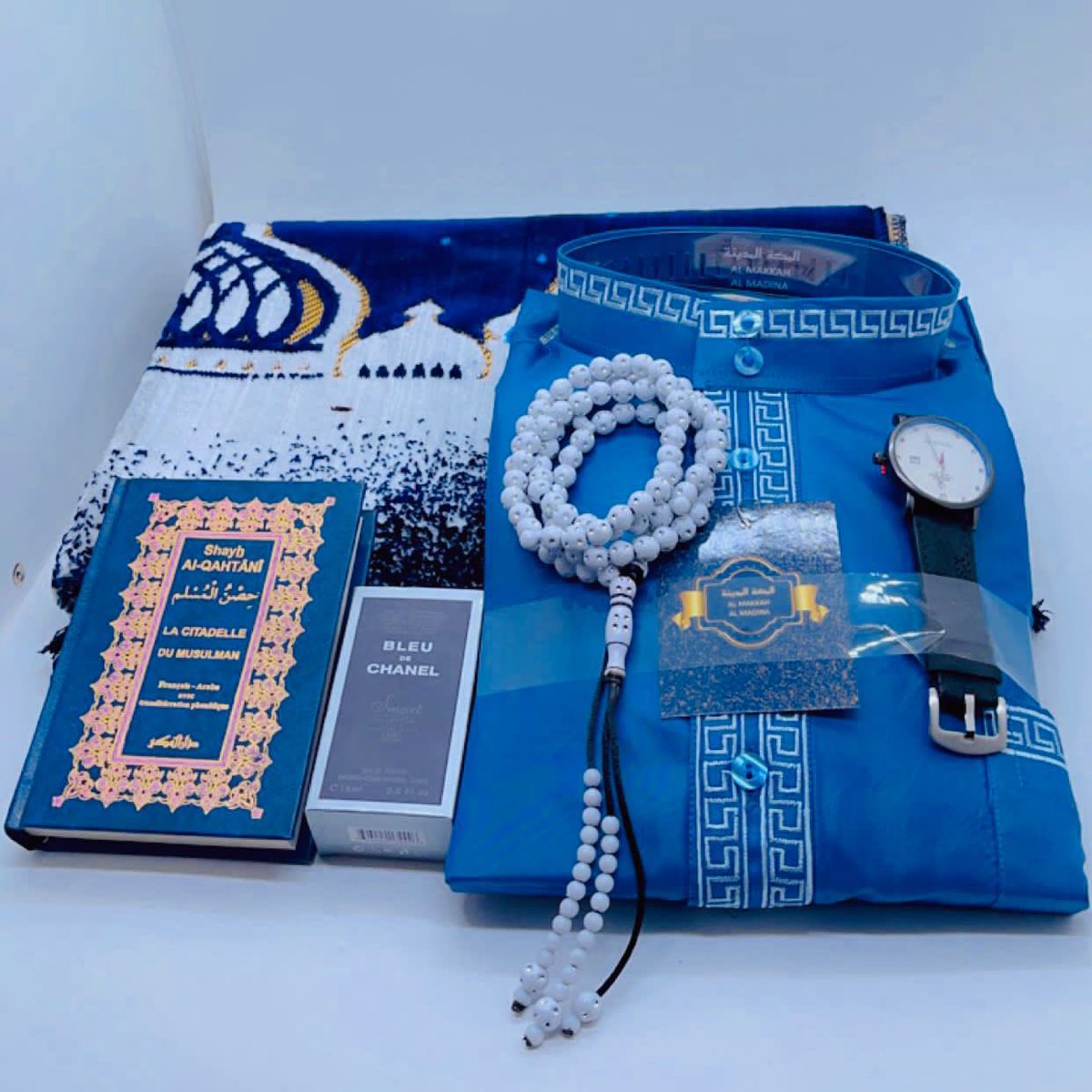 UniversHijab's tweet photo. #Coffretcadeau à 15.000f au 78.388.54.09
#vente #achat https://t.co/hMPrSTq11L