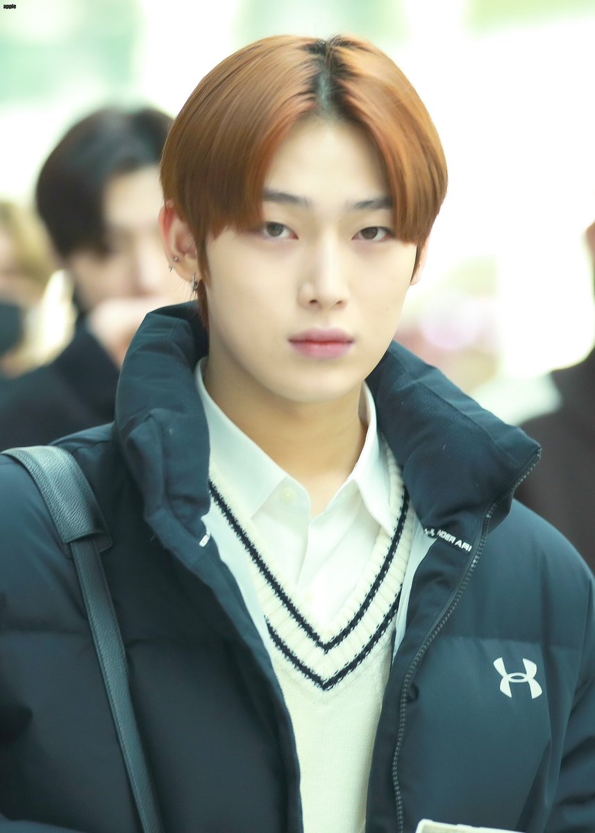 sun426030's tweet photo. 230330 ICN 출국
#ENHYPEN #엔하이픈 #SUNOO #선우 https://t.co/A3ilJYQDlM