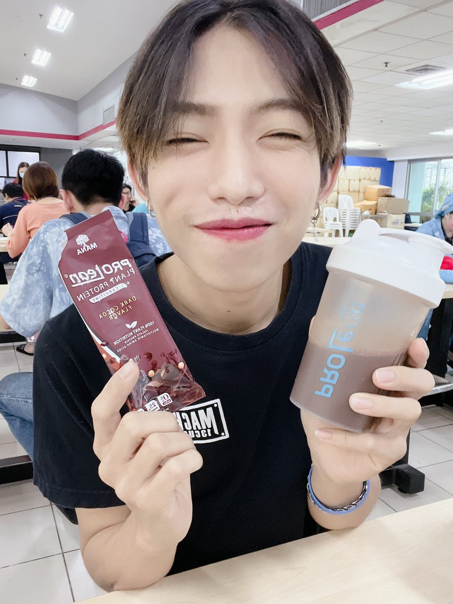 KansutraphanTH's tweet photo. เติมกาแฟโปรตีนพืช ดีกว่าเยอะ ได้ลีน ได้หุ่น สุขภาพดี #ลีนหุ่น#ลดน้ำหนัก #ลดพุง #ลดความอ้วน #ลดน้ําหนักด้วยตัวเอง #princemana #prolean https://t.co/W6OS9V7UWa