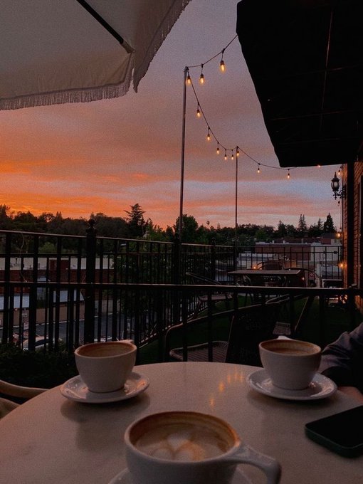 daria_wite's tweet photo. summer evenings. https://t.co/kE0T7YGLRq